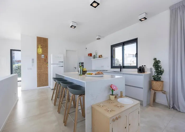 Sunrise 알제주르