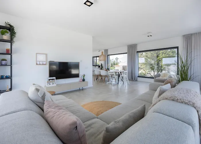 Sunrise 알제주르